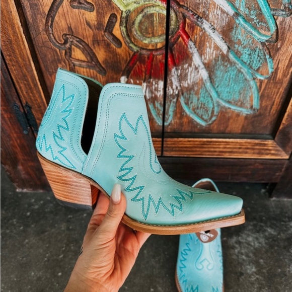 Arist Dixon boots - Picture 2 of 2